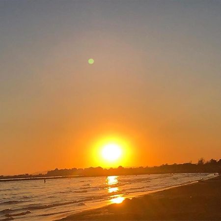 Le Grau Du Roi - Rive Droite - Plage Du Boucanet Luaran gambar